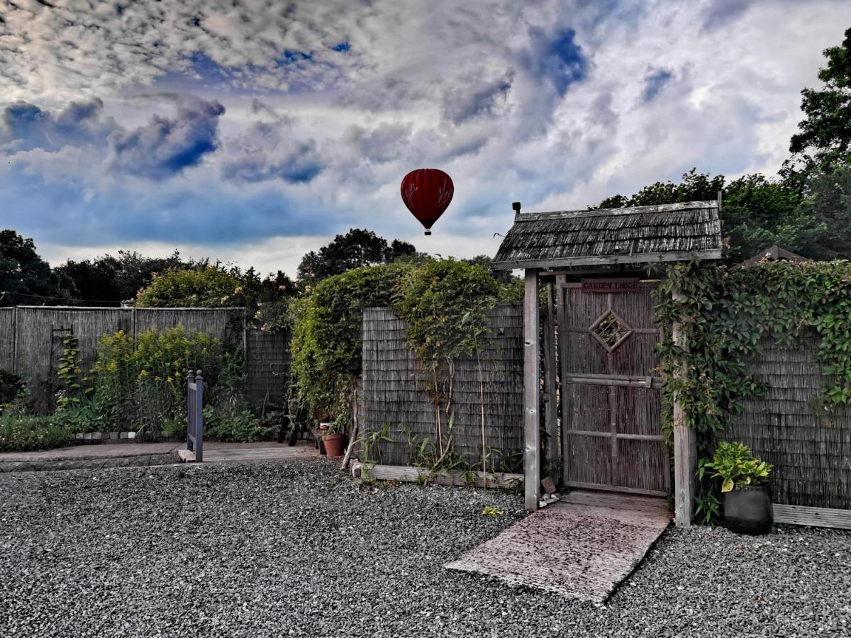 The Garden Lodge Llynclys Kültér fotó
